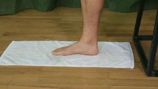 跑者足底力量训练动作,跑者足底疼痛怎么有效解决