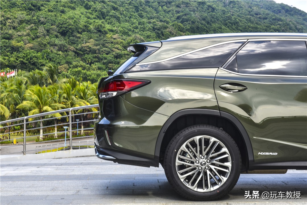 5座和7座suv优缺点,5米长的suv好开吗