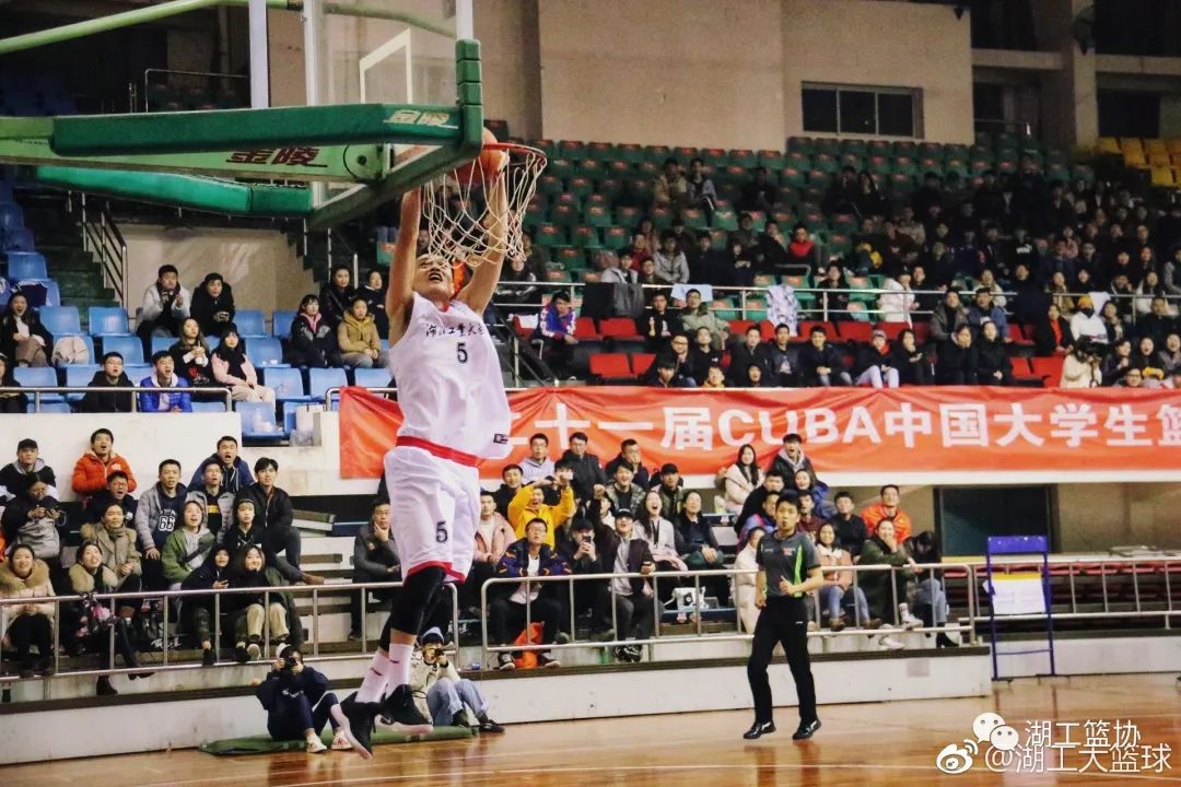 五年长卷画完待续篮球精神永不停歇