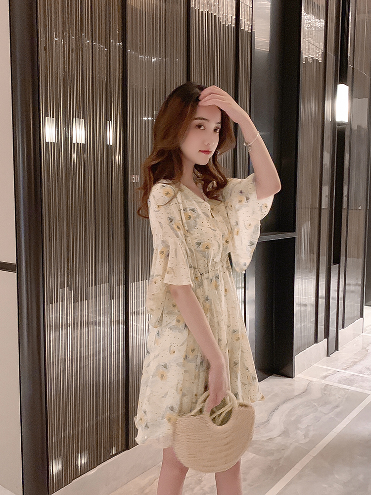 新发现5套法式轻奢连衣裙穿搭,中老年连衣裙穿搭图60-70岁