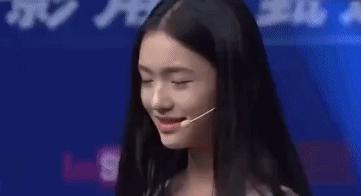 越瘦反而越不自信,脸瘦了反而丑了