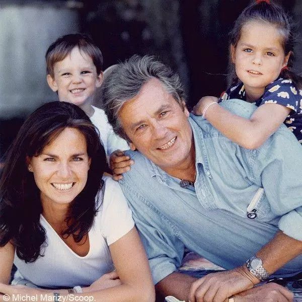 阿兰德龙最有魅力的年龄段,阿兰德龙分析