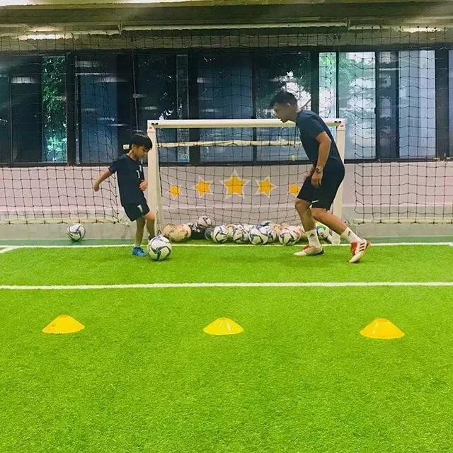 走神小孩,走神的孩子