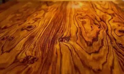 红木家具回收价格和原价差多少,同样是红木家具价格怎么差这么大