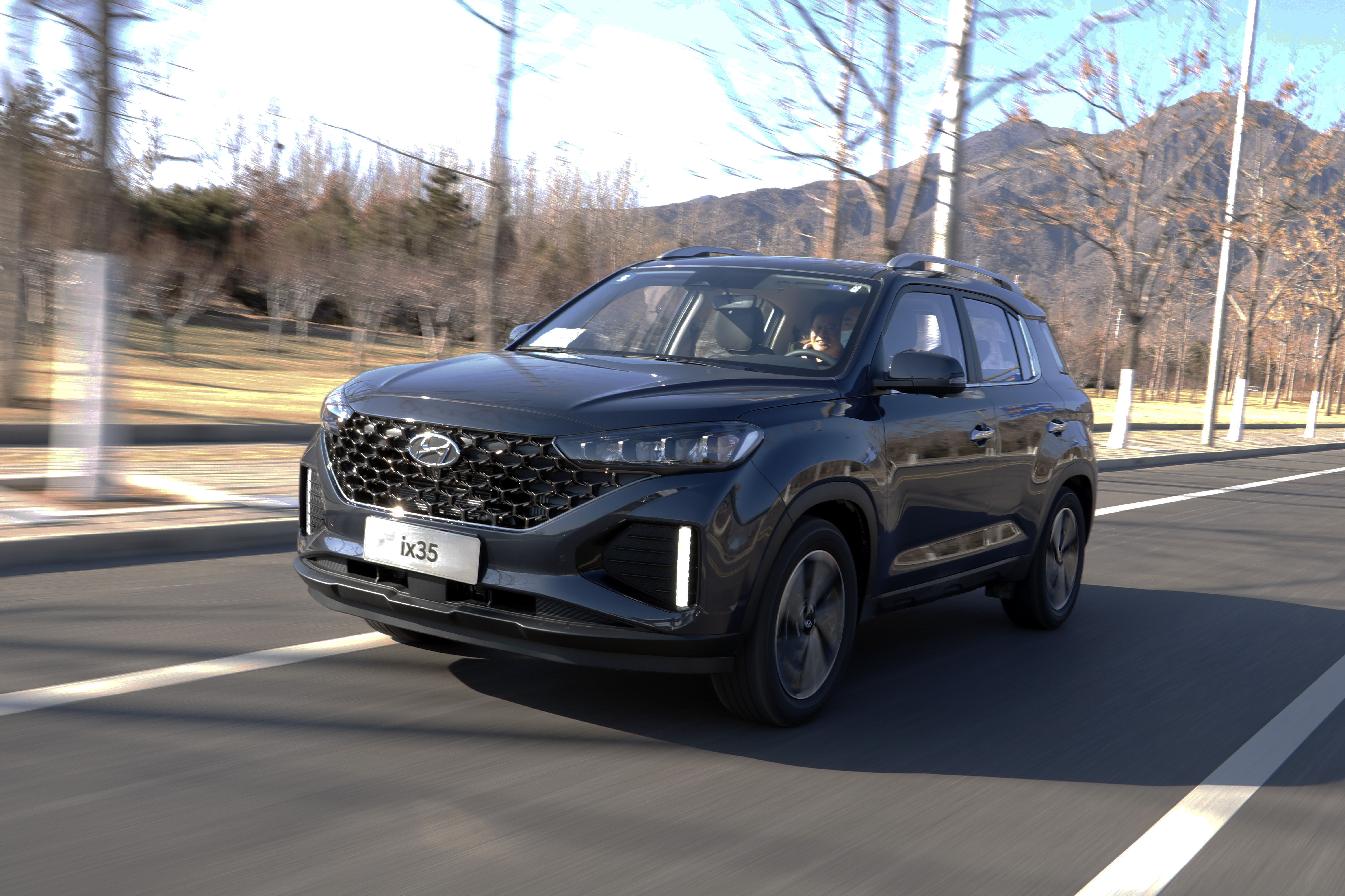 试驾新款北京现代ix35视频,颜值提升前后对比