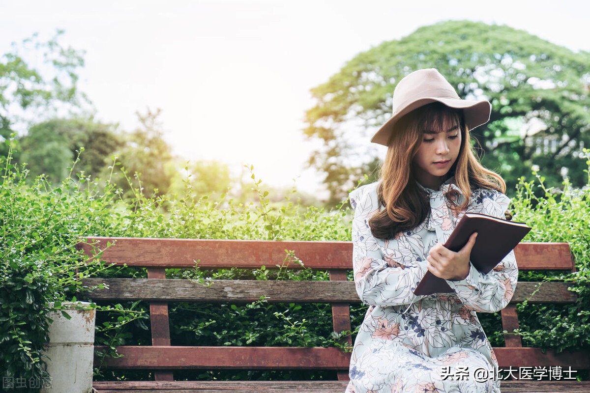 白带水样像漏尿一样怎么治疗,白带呈水状淋漓不尽