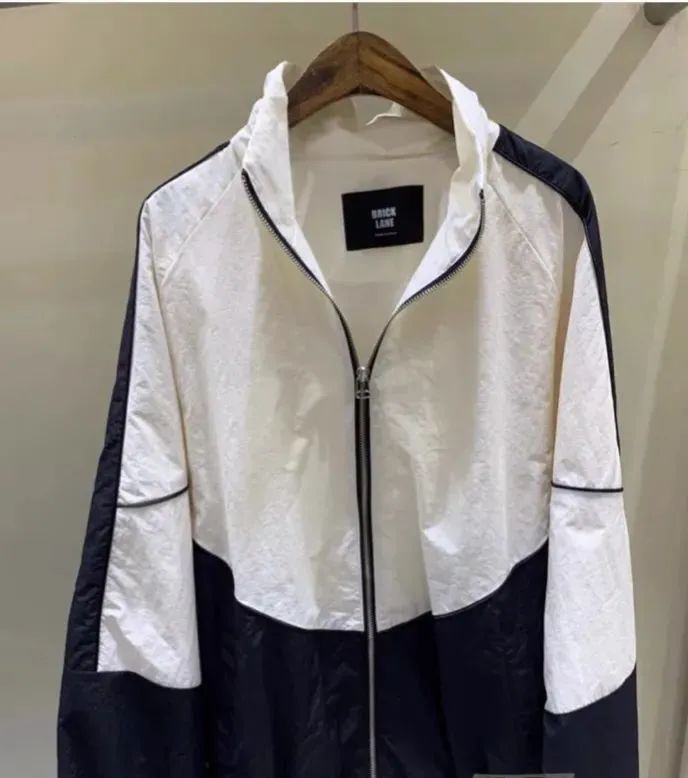 上班女生应该怎么穿比较得体,上班族应该怎么穿