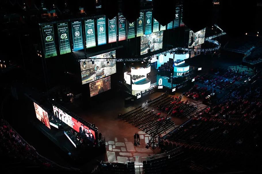 鍙堝湡鍙坙ow鐨勪汉,鍙堝湡鍙坙ow