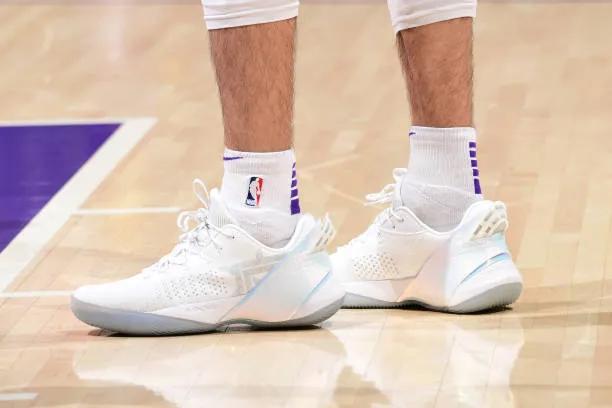 nba上脚韦德之道八,韦德上脚全城11新配色