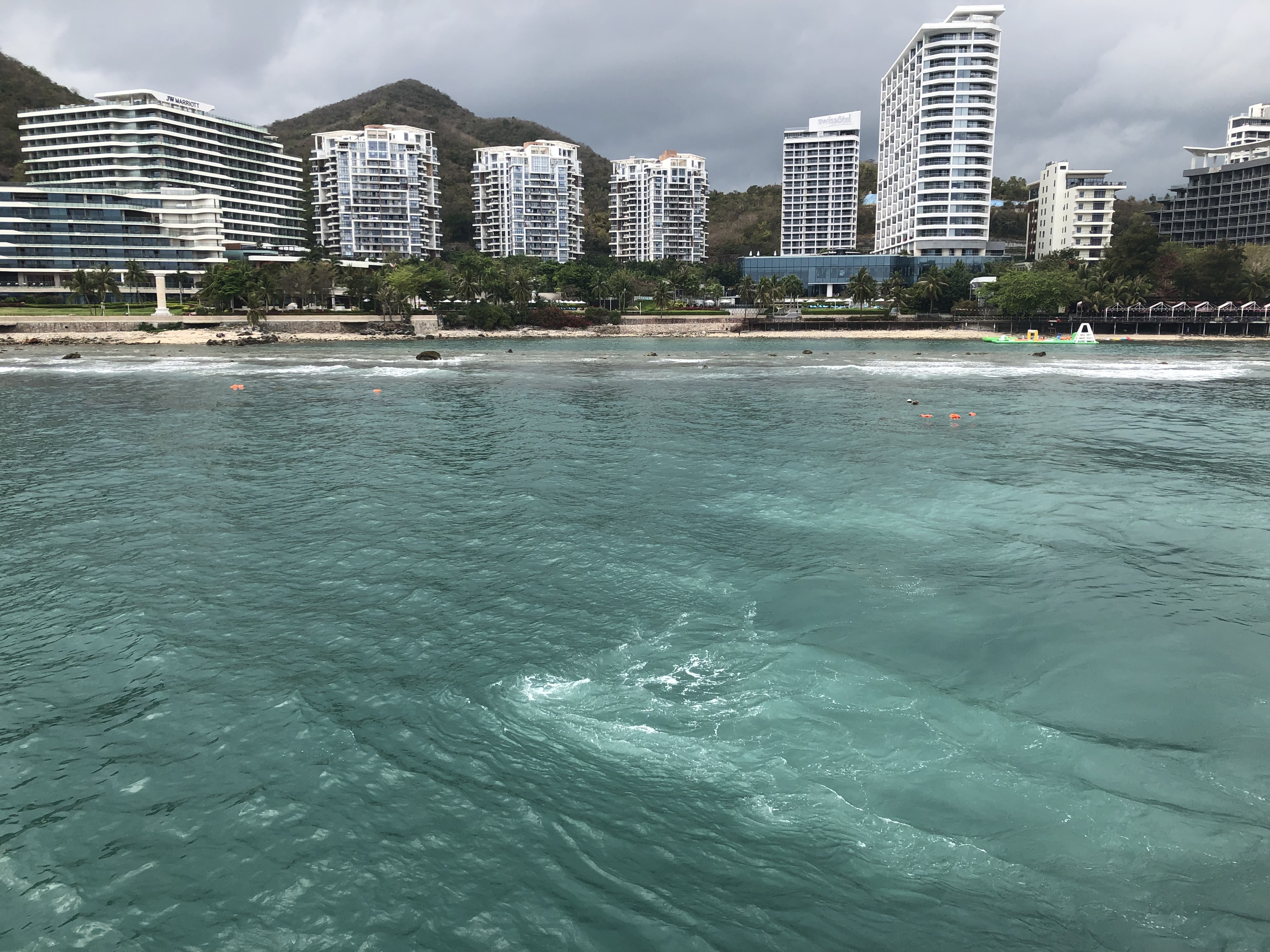最好的三亚游艇海钓,三亚哪里能跟着渔民出海海钓