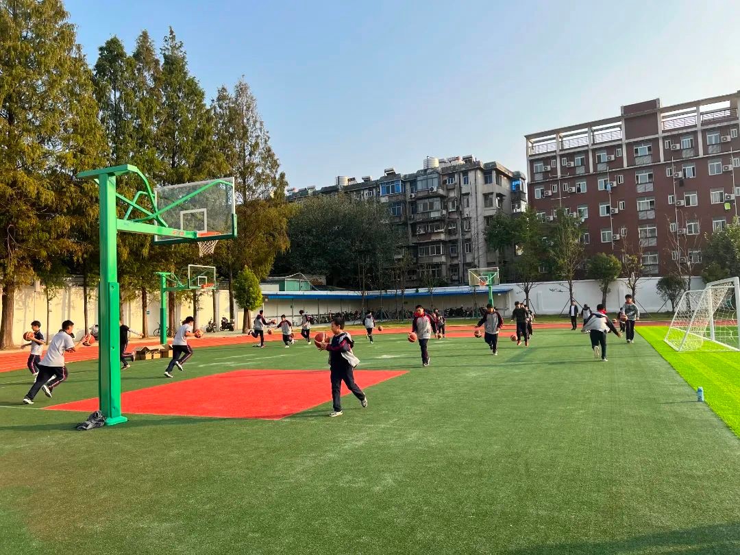 武汉体育中考三大球,三大球类武汉中考可以自己选吗