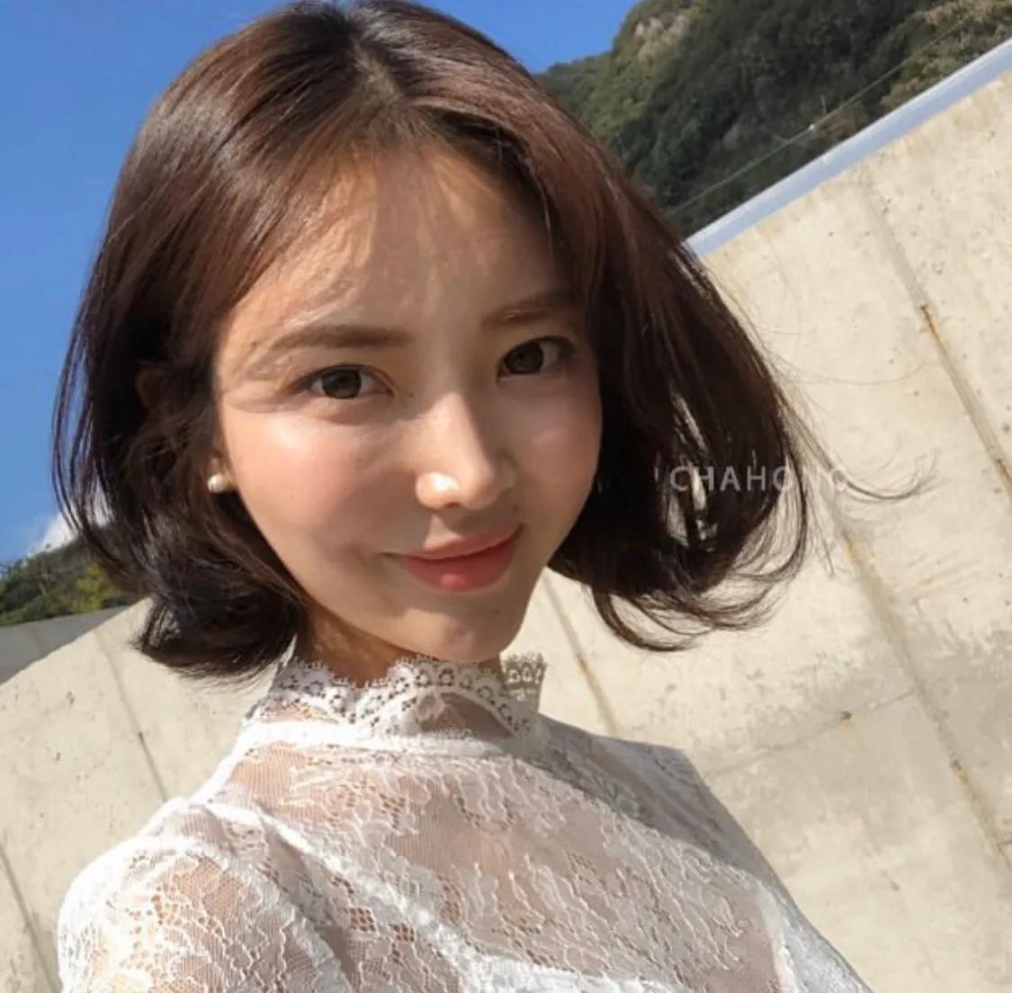 果冻色发型,慵懒风波浪卷烫发