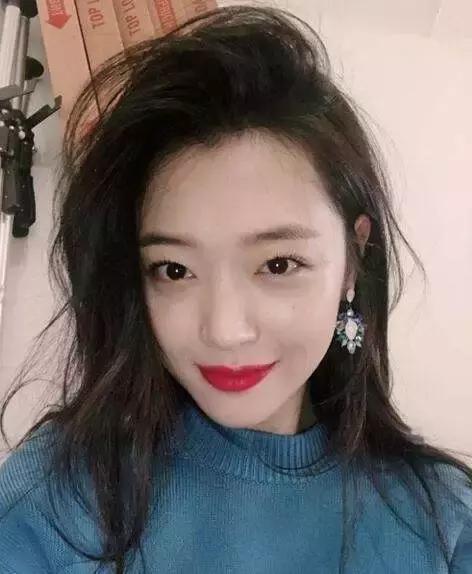 崔雪莉超短发,崔雪莉眉毛