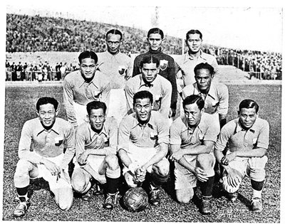 足球界被称为球王的人,被评为球王的中国人