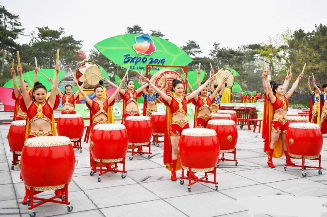 高龄退休老人补贴最新政策,2022老人年龄新标准公布