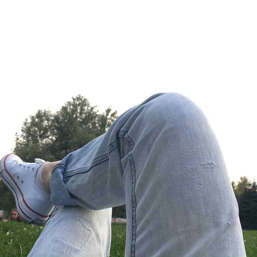 牛仔裤的膝盖烂了怎样补,牛仔裤的膝盖烂了怎么拿线缝