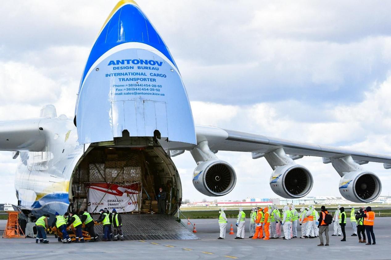 乌克兰把安225卖给中国了吗,乌克兰安225运输机被毁了吗