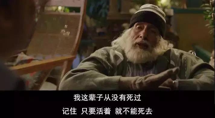 麦当娜50岁时穿衣打扮,61岁麦当娜自曝秀出美貌不减年华