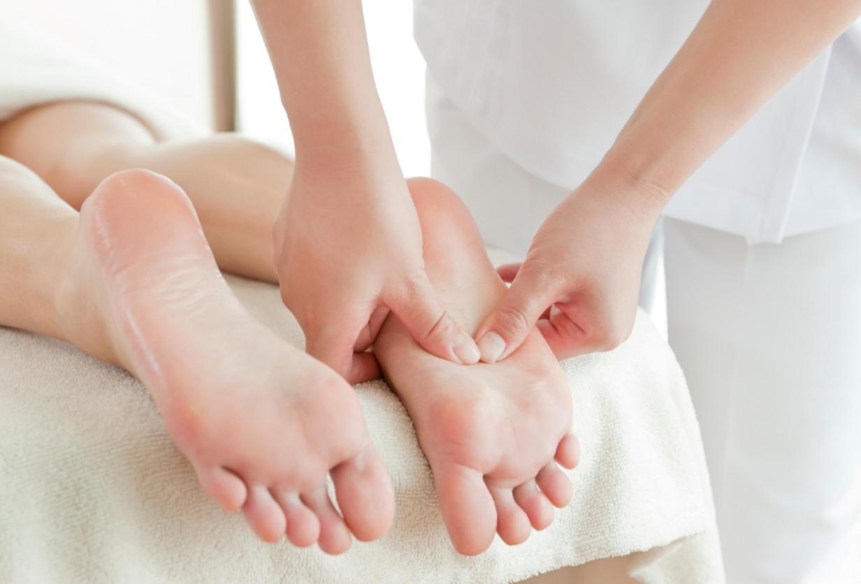 为什么日本人一年四季都穿着袜子,为什么说穿袜子睡觉更好