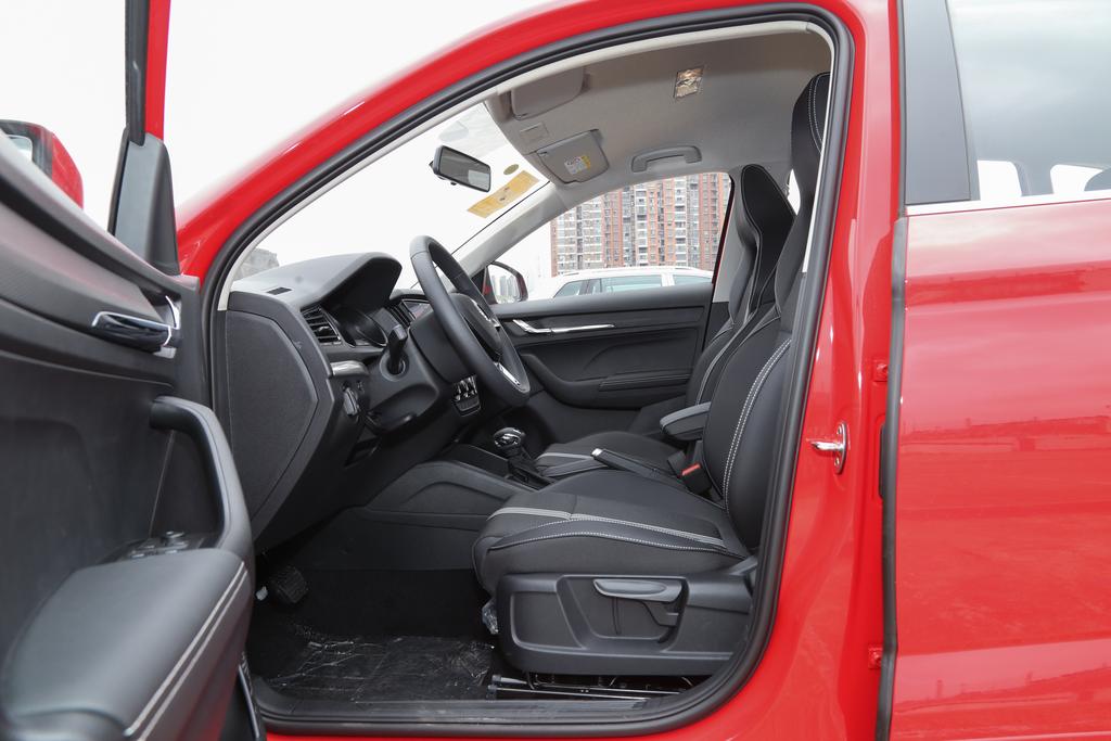 柯米克gt多少钱裸车,柯米克gt自动舒适版最低价