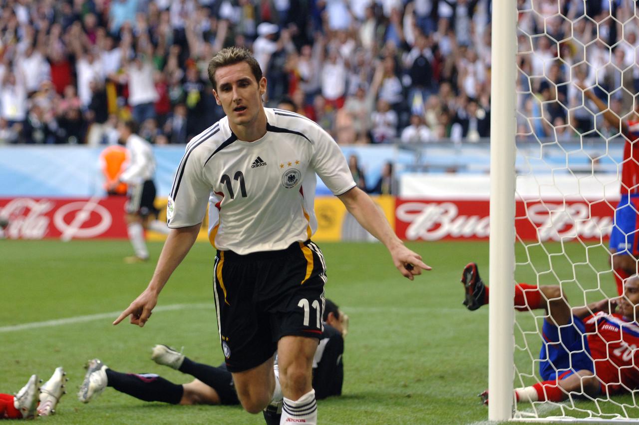 一夜成名虽可贵,廉颇能饭更难得:足坛大器晚成的“老妖们”