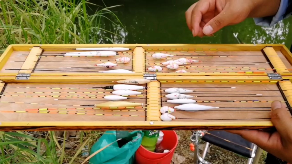 如何正确的选择浮漂的吃铅量,同样吃铅量的浮漂长短怎么选