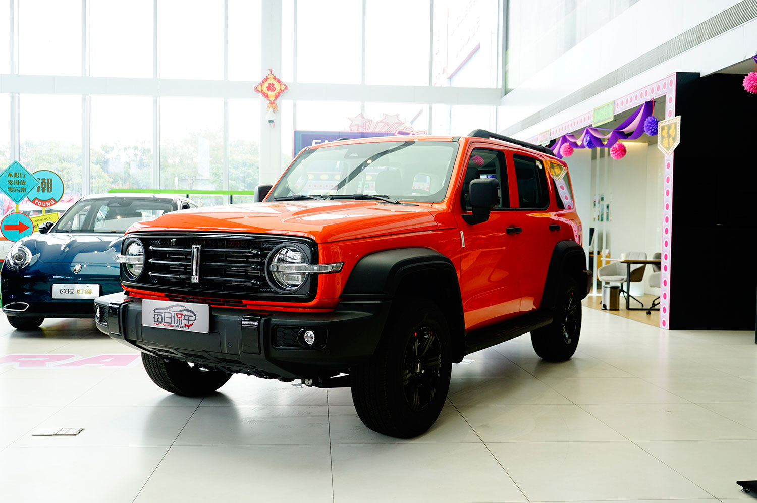 wey坦克300和长城坦克300,wey坦克300银色量产实车