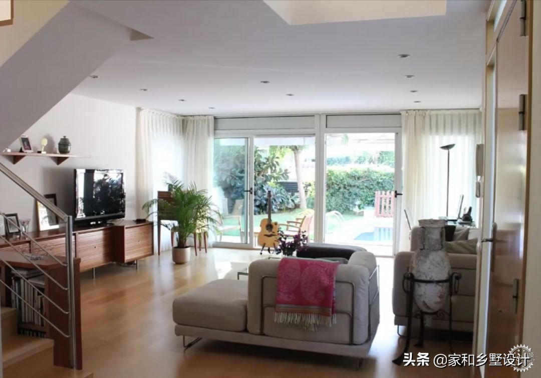 c罗梅西房子对比,梅西c罗内马尔生活