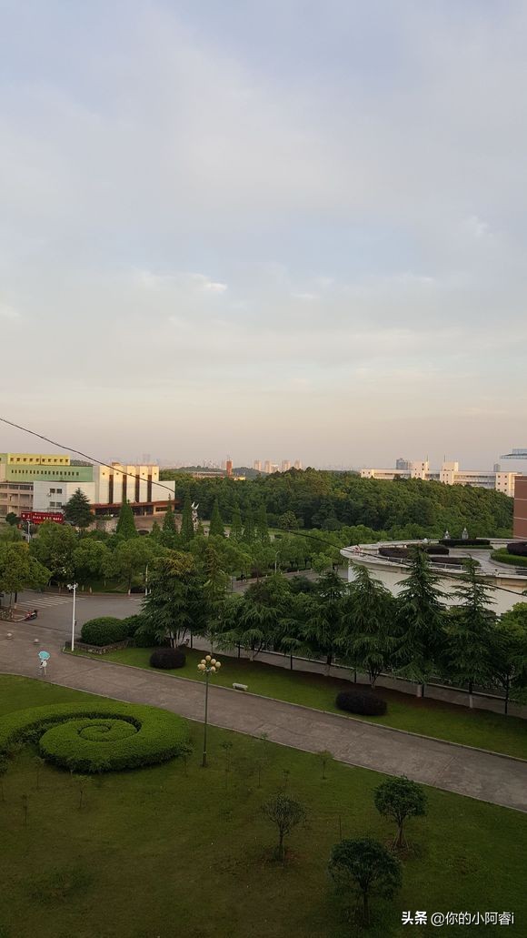 关于大学的深度解析湘潭大学,湘潭大学高校评分