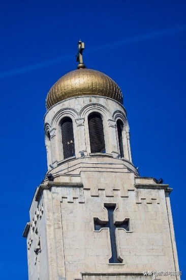 古城瓦尔纳——热情奔放的美女之都