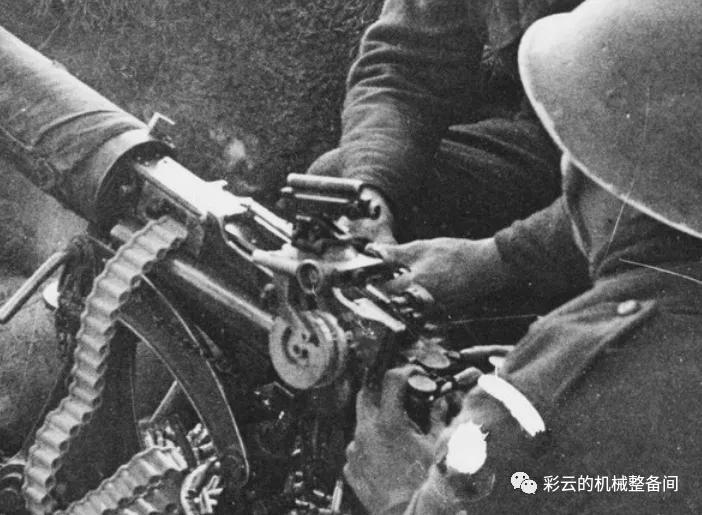 重机枪使用的是什么弹,重机枪怎么定义