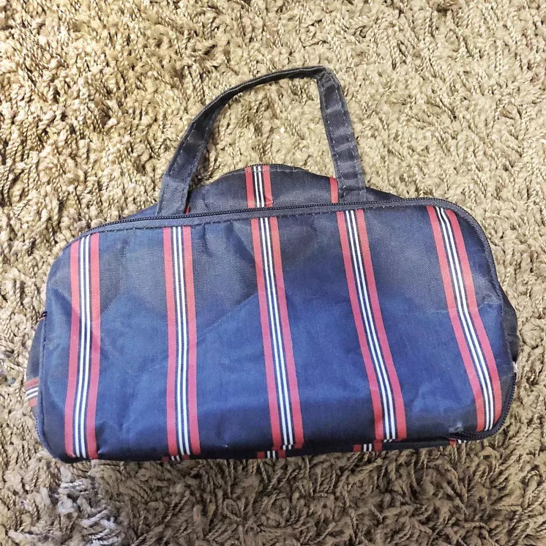 突击检查包里都装什么,突击检查化妆品包包