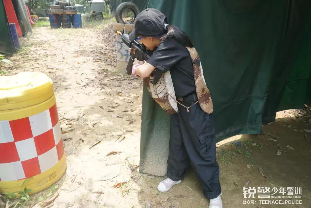 东莞锐警少年警训之南栅小学安全教育活动