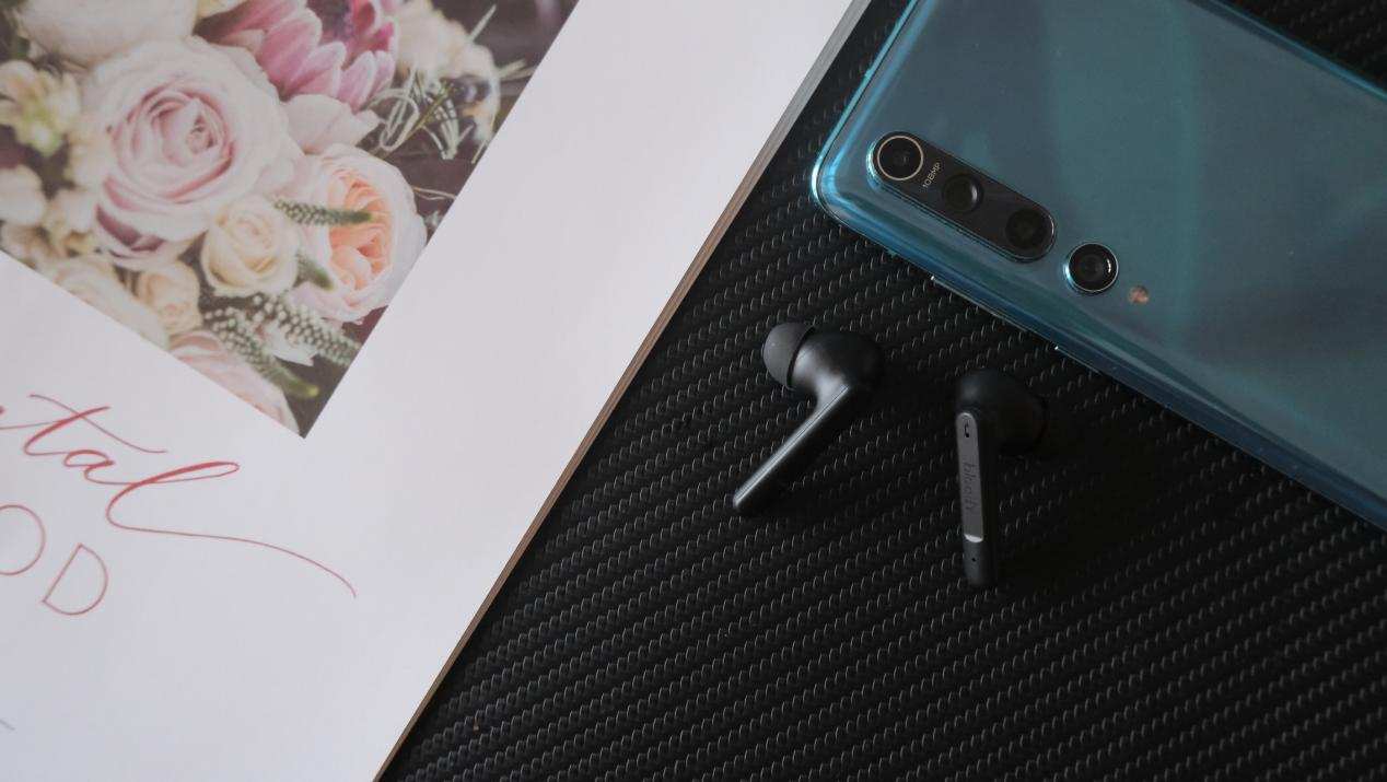 双飞燕血手幽灵鼠标体验,玩游戏双飞燕血手幽灵耳机评测