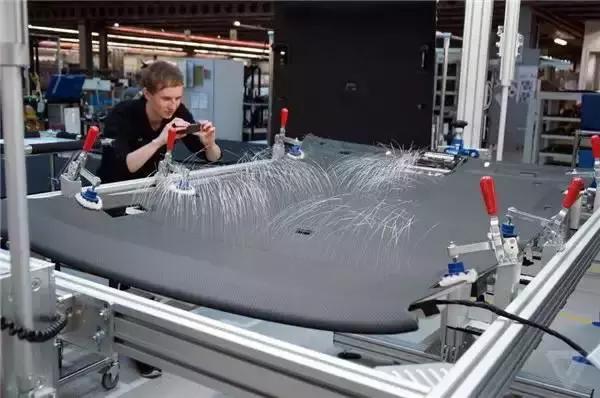 劳斯莱斯全部车间图片,劳斯莱斯的工厂的视频