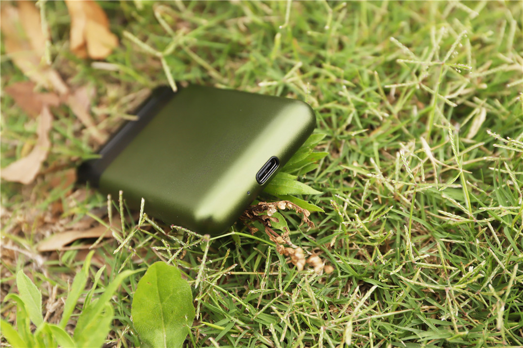 小米须眉便携式剃须刀,剃须刀小米须眉