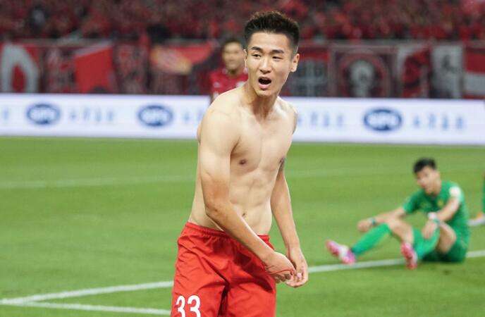 曾经的“叛徒”.“坏小子”，恒大的救世主，爱的越深，伤的越痛