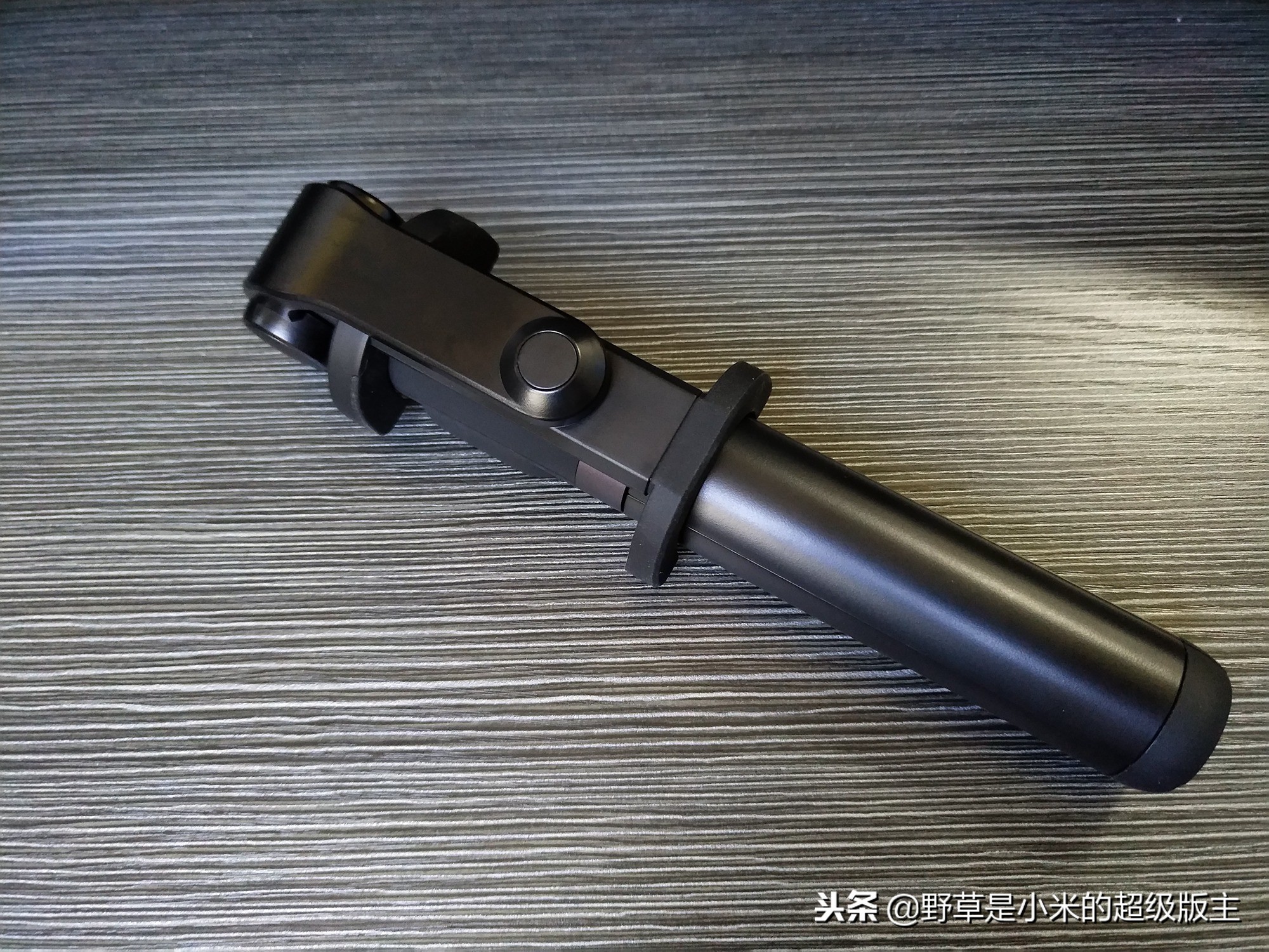 小米手机支架式自拍杆,全网最火自拍杆神器小米