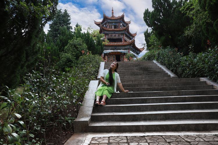 抚仙湖孤山上有什么景点,抚仙湖里的小岛