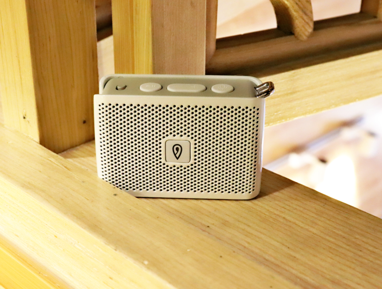 DOSS掌上听小身躯有大大的梦,好听有趣还很青春阳光