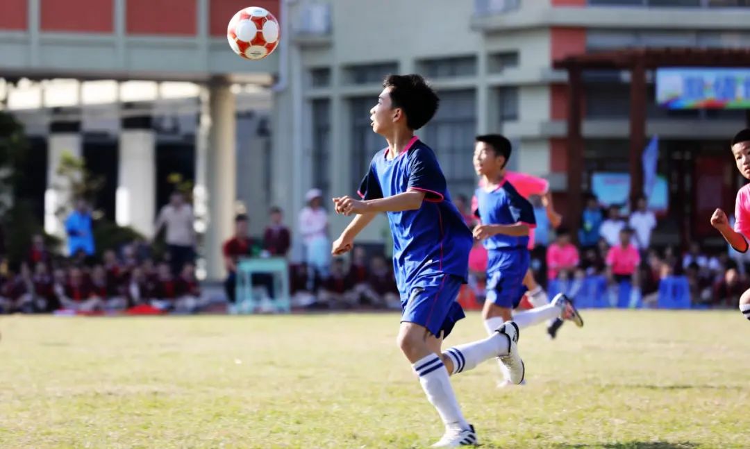 青岛校园足球联赛开幕,中小学校园足球联赛开幕