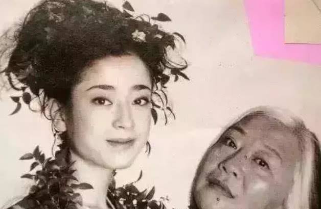 她是著名女星,14岁被亲*逼妈***身卖**,17岁被骗拍裸照,现在怎样了?