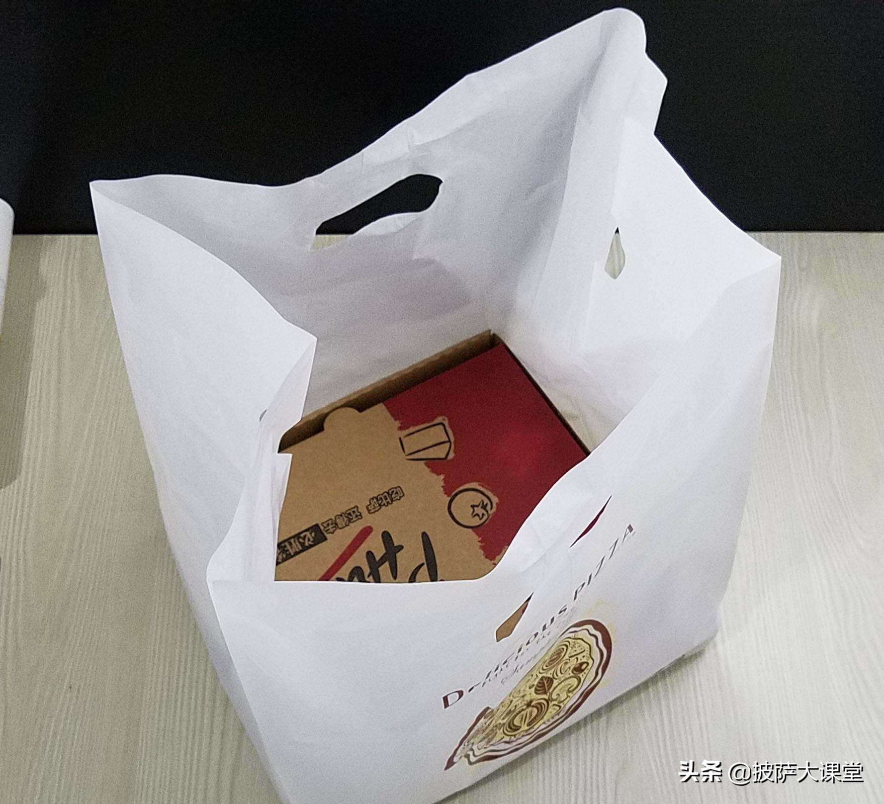 披萨40分钟,披萨60°c解冻多少分钟