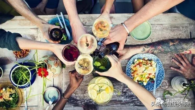 “别死在我们医院”：比没钱看病更可怕的是，死得没有尊严