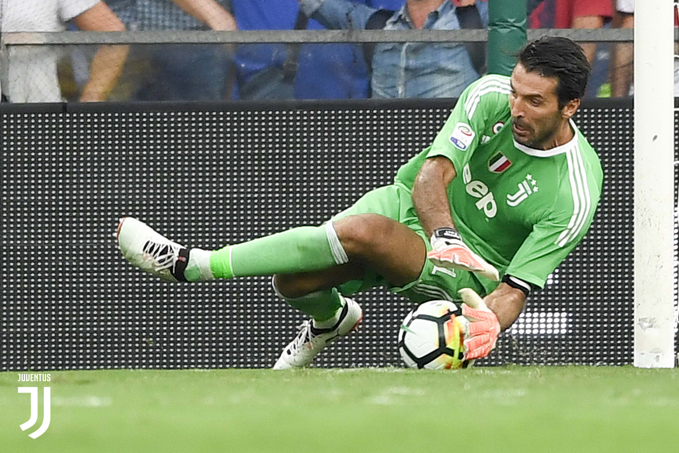 布冯有多伟大,门将布冯是哪个国家的