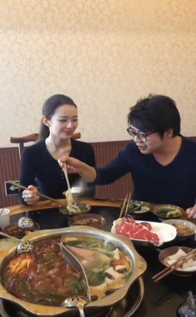 郎朗受访称不敢再让老婆拿行李 (郎朗自曝娇妻溺爱自己)