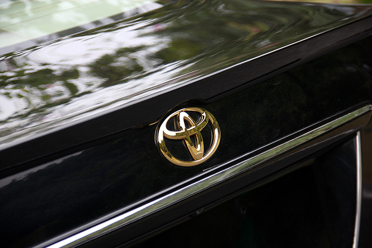 极品经典丰田皇冠,梅州市12代丰田皇冠