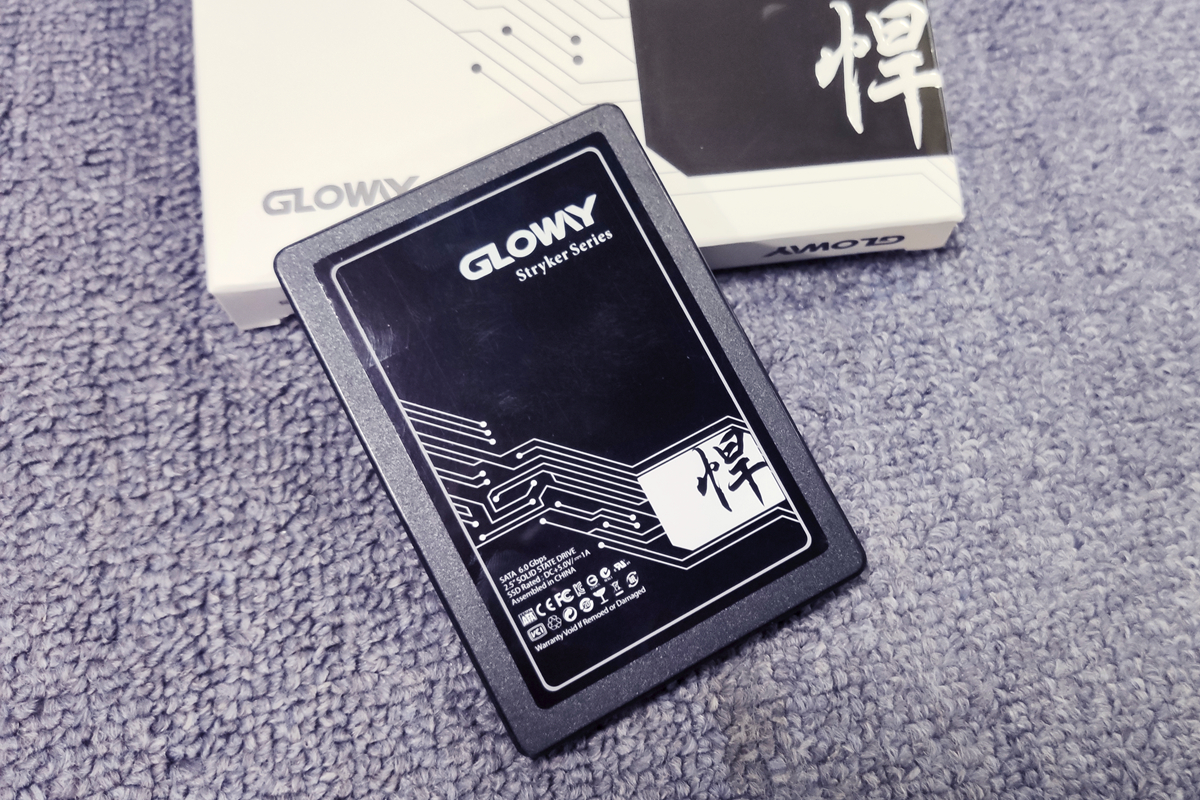 怎么给机箱升级硬盘,机箱升级机械硬盘