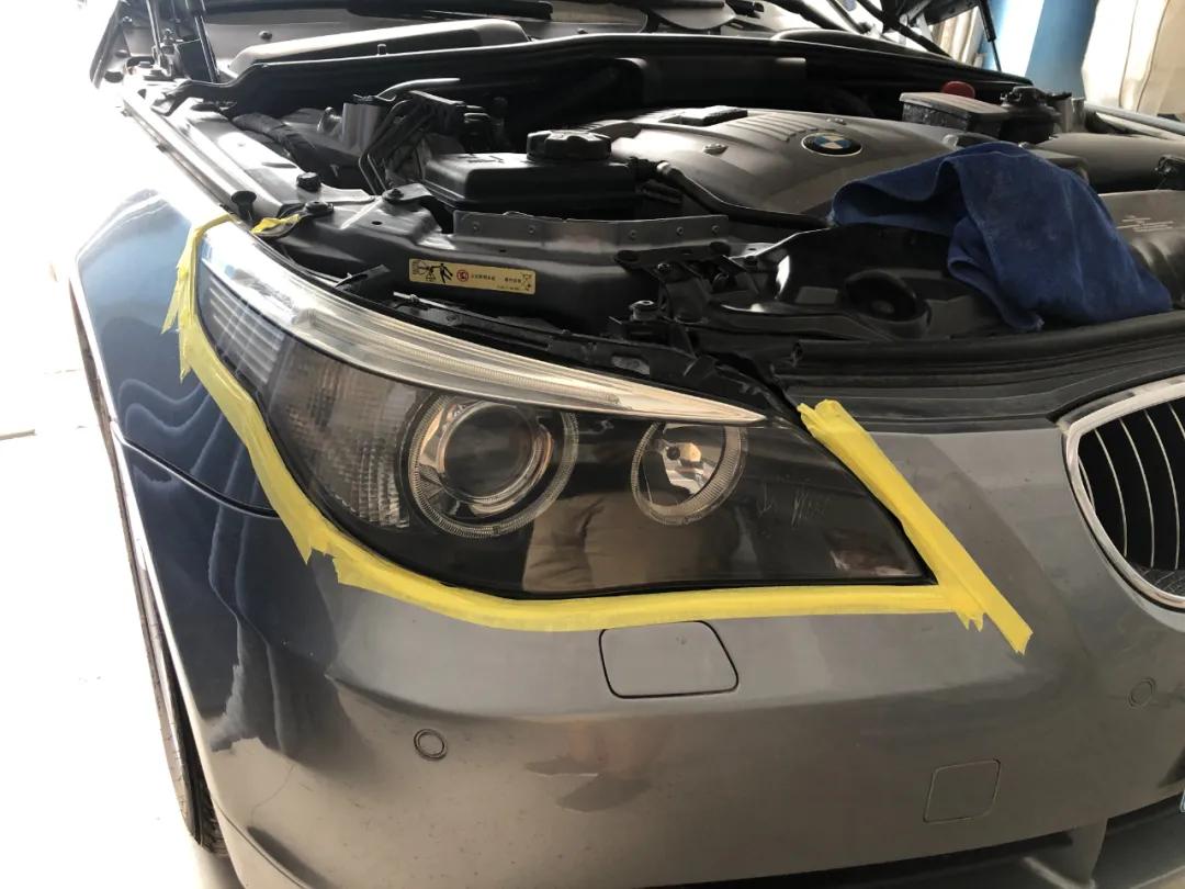 我，月薪2300，买了一辆巴伐利亚味的行政级轿车