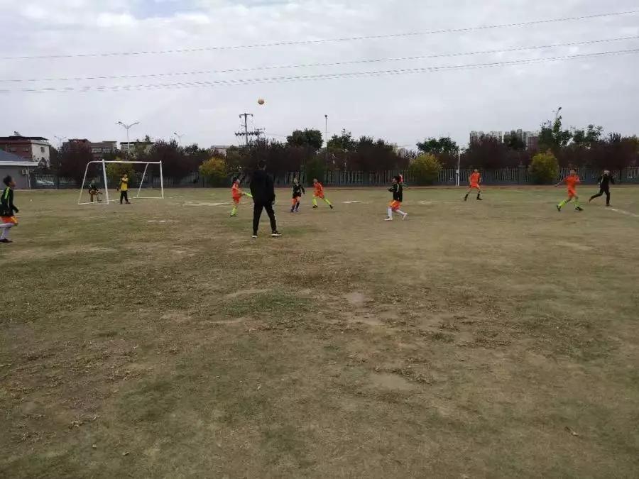 幸福小学举行校园足球联赛,邓州思源学校足球比赛